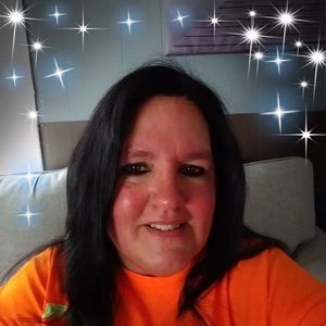 Meet your Posher, Angie